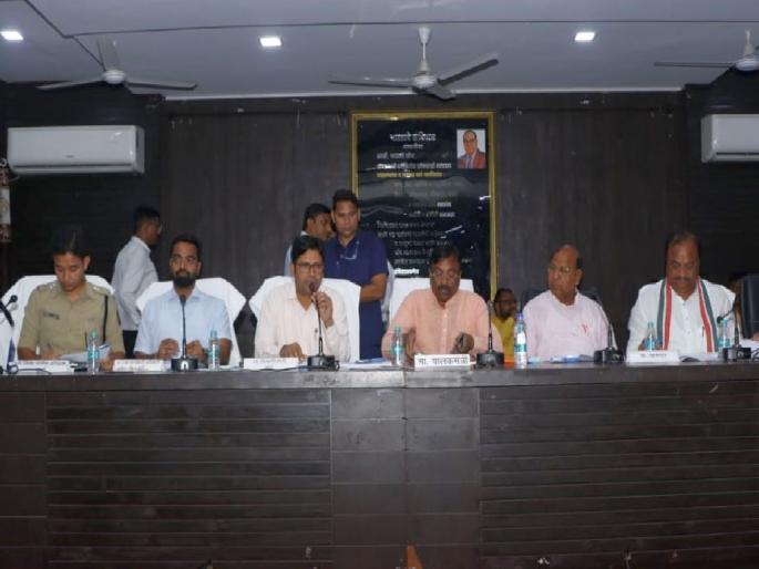 Government systems should work in coordination for development - Sudhir Mungantiwar | विकासाकरिता शासकीय यंत्रणेने समन्वयातून काम करावे - सुधीर मुनगंटीवार Government systems should work in coordination for development - Sudhir Mungantiwar | विकासाकरिता शासकीय यंत्रणेने समन्वयातून काम करावे - सुधीर मुनगंटीवार