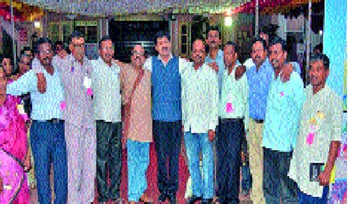 'Generation education' group gives birth to a teacher-student writer: - Teacher participation | ‘सृजन शिक्षण’ ग्रुपने दिला शिक्षक-विद्यार्थ्यांमधील लेखकाला जन्म : - शिक्षकांचा सहभाग