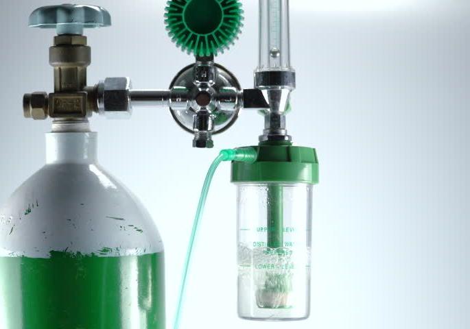 'Corona positive woman dies due to untimely oxygen supply' | ‘वेळेत ऑक्सिजन पुरवठा न झाल्याने कोरोनाबाधित महिलेचा मृत्यू’ 'Corona positive woman dies due to untimely oxygen supply' | ‘वेळेत ऑक्सिजन पुरवठा न झाल्याने कोरोनाबाधित महिलेचा मृत्यू’