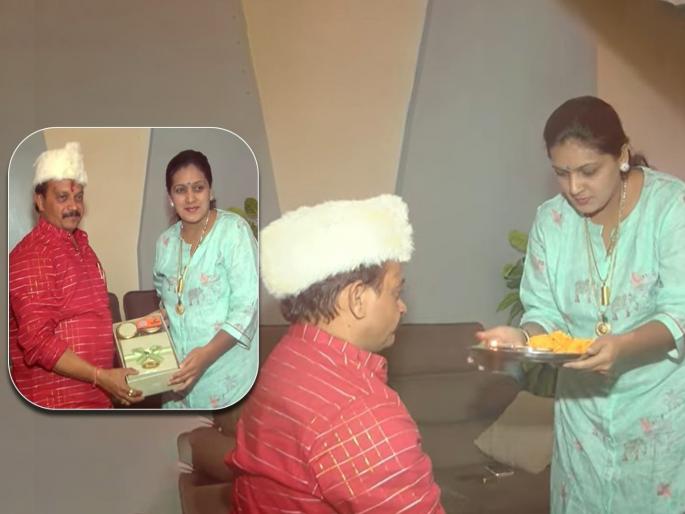 MNS Vasant More and NCP Rupali Patil Thombare, who were separated from each other in politics, are together again for Diwali Bhaubij | राजकारणात एकमेकांपासून दुरावलेले वसंत मोरे अन् रुपाली पाटील ठोंबरे पुन्हा एकत्र MNS Vasant More and NCP Rupali Patil Thombare, who were separated from each other in politics, are together again for Diwali Bhaubij | राजकारणात एकमेकांपासून दुरावलेले वसंत मोरे अन् रुपाली पाटील ठोंबरे पुन्हा एकत्र