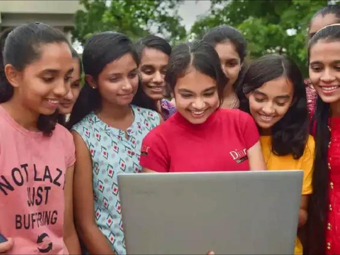 Navi Mumbai's 10th result is 97.45 percent, this year too girls are top; Schools maintain a tradition of success | नवी मुंबईचा दहावीचा निकाल ९७.४५ टक्के, यंदाही मुलीच अव्वल; शाळांनी राखली यशाची परंपरा Navi Mumbai's 10th result is 97.45 percent, this year too girls are top; Schools maintain a tradition of success | नवी मुंबईचा दहावीचा निकाल ९७.४५ टक्के, यंदाही मुलीच अव्वल; शाळांनी राखली यशाची परंपरा