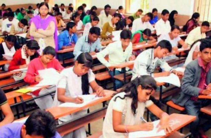 Due to the closure of the oral examinations, the students will get 10th marks in the 'Kondi' | तोंडी परीक्षा बंद झाल्याने दहावीच्या विद्यार्थ्याची गुणांची होणार ‘कोंडी’