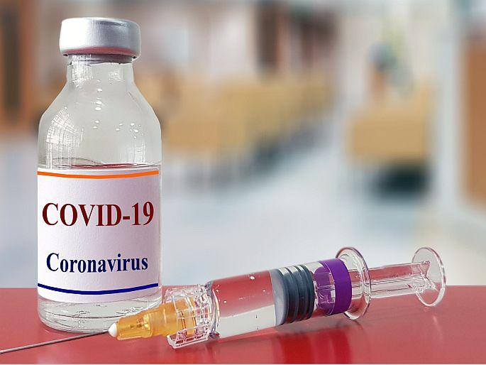 Vaccination rates in private hospitals Rs. 700 to Rs. 1,200 | खासगी रुग्णालयांत लसीकरणाचे विविध दर, ७०० ते १२०० रुपयांना मिळते लस Vaccination rates in private hospitals Rs. 700 to Rs. 1,200 | खासगी रुग्णालयांत लसीकरणाचे विविध दर, ७०० ते १२०० रुपयांना मिळते लस