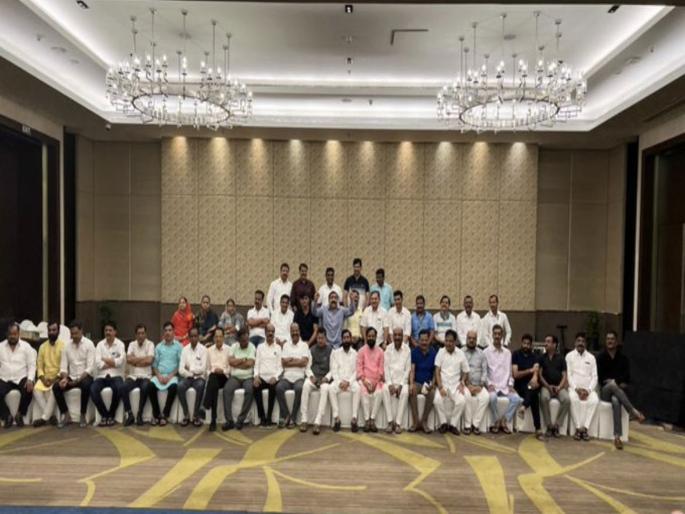 Eknath Shinde revolt: Eknath Shinde's show of strength with 42 Shiv Sena MLAs; Watch the video | Eknath Shinde: ४२ आमदारांसह एकनाथ शिंदेंचं जोरदार शक्तीप्रदर्शन; पाहा Video Eknath Shinde revolt: Eknath Shinde's show of strength with 42 Shiv Sena MLAs; Watch the video | Eknath Shinde: ४२ आमदारांसह एकनाथ शिंदेंचं जोरदार शक्तीप्रदर्शन; पाहा Video