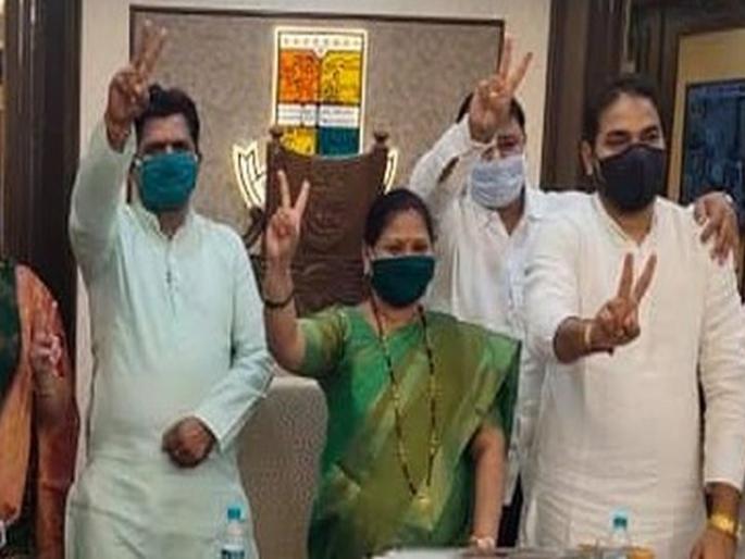 Unopposed selection of BJP candidates for the post of 2 ward committee chairpersons of Mira Bhayander Municipal Corporation | मीरा भाईंदर महापालिकेच्या २ प्रभाग समिती सभापती पदी भाजपाच्या उमेदवारांची बिनविरोध निवड Unopposed selection of BJP candidates for the post of 2 ward committee chairpersons of Mira Bhayander Municipal Corporation | मीरा भाईंदर महापालिकेच्या २ प्रभाग समिती सभापती पदी भाजपाच्या उमेदवारांची बिनविरोध निवड