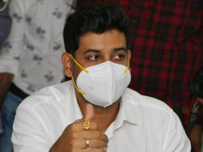Provide insurance cover of Rs 50 lakh to private doctors; MP Shrikant Shinde made the demand in Parliament | खाजगी डॉक्टरांनाही ५० लाखाच्या विम्याचे कवच द्या; श्रीकांत शिंदेंची संसदेत मागणी Provide insurance cover of Rs 50 lakh to private doctors; MP Shrikant Shinde made the demand in Parliament | खाजगी डॉक्टरांनाही ५० लाखाच्या विम्याचे कवच द्या; श्रीकांत शिंदेंची संसदेत मागणी