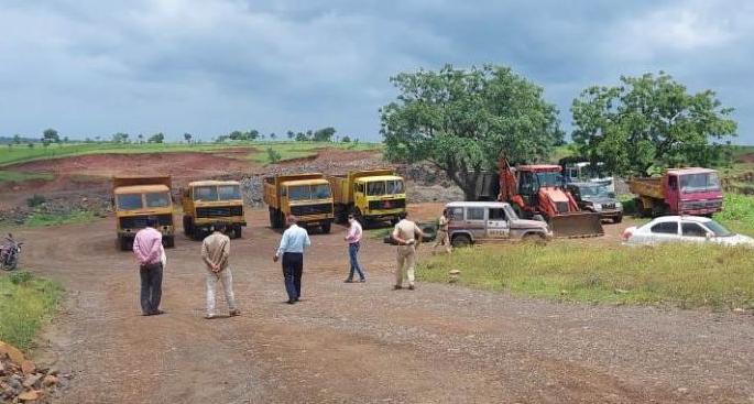 Investigations revealed traces of mine, stone crusher holders | तपासणीमुळे खदान, स्टोन क्रशरधारकांचे धाबे दणाणले
