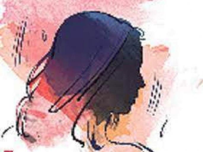 investigation starts after a year of the death of the pregnant minor; The baby's corpse was taken out | अल्पवयीन गर्भवतीच्या मृत्यूचा तपास वर्षभरानंतर; बाळाचे प्रेत काढले बाहेर investigation starts after a year of the death of the pregnant minor; The baby's corpse was taken out | अल्पवयीन गर्भवतीच्या मृत्यूचा तपास वर्षभरानंतर; बाळाचे प्रेत काढले बाहेर
