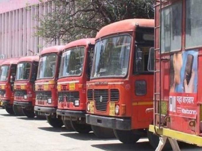 ST hit by fifty four lakhs Hit by Maratha movement 72 rounds cancelled | एस.टी ला पावणेचार लाखांचा फटका! मराठा आंदोलनाचा फटका; ७२ फेऱ्या रद्द ST hit by fifty four lakhs Hit by Maratha movement 72 rounds cancelled | एस.टी ला पावणेचार लाखांचा फटका! मराठा आंदोलनाचा फटका; ७२ फेऱ्या रद्द