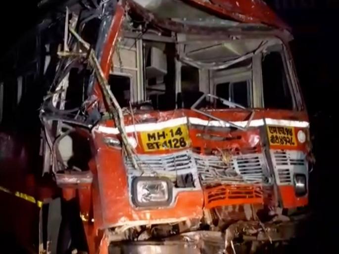 15 students 3 teachers and driver injured in st bus accident on old mumbai pune highway | जुन्या मुंबई-पुणे महामार्गावर एसटी बसला अपघात; 15 विद्यार्थ्यांसह 3 शिक्षक जखमी 15 students 3 teachers and driver injured in st bus accident on old mumbai pune highway | जुन्या मुंबई-पुणे महामार्गावर एसटी बसला अपघात; 15 विद्यार्थ्यांसह 3 शिक्षक जखमी