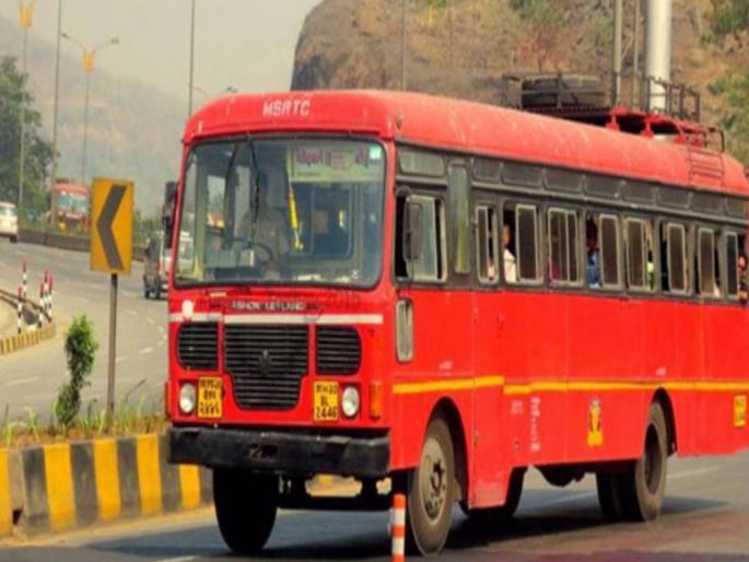 action will be taken if st is not stopped in authorized halts msrtc warned to bus drivers | एसटी थांबविली नाही तर चालक-वाहकांवर कारवाई; महामंडळाचा महत्वपूर्ण निर्णय action will be taken if st is not stopped in authorized halts msrtc warned to bus drivers | एसटी थांबविली नाही तर चालक-वाहकांवर कारवाई; महामंडळाचा महत्वपूर्ण निर्णय