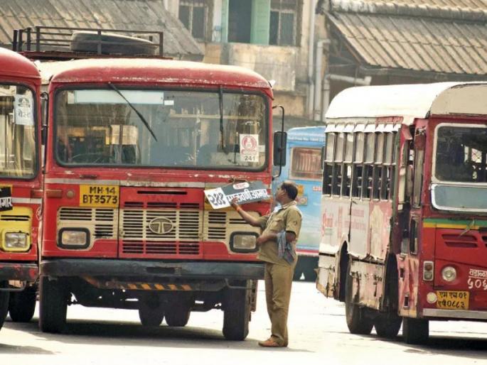 ST suffers lakhs due to rain; 83.52 lakh passengers decreased in early September! | पावसामुळे एसटीला लाखोंचा फटका; ८३.५२ लाख प्रवासी सप्टेंबरच्या सुरुवातीला घटले!