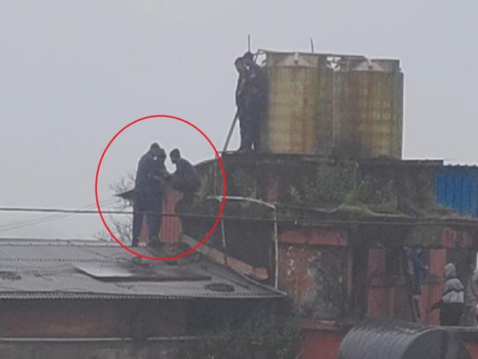 ST employee attempts suicide as he is not transferred to Pune Incident in Mahabaleshwar | पुण्याला बदली होत नाही, म्हणून एसटी कर्मचाऱ्याचा आत्महत्येचा प्रयत्न; महाबळेश्वरमधील घटना