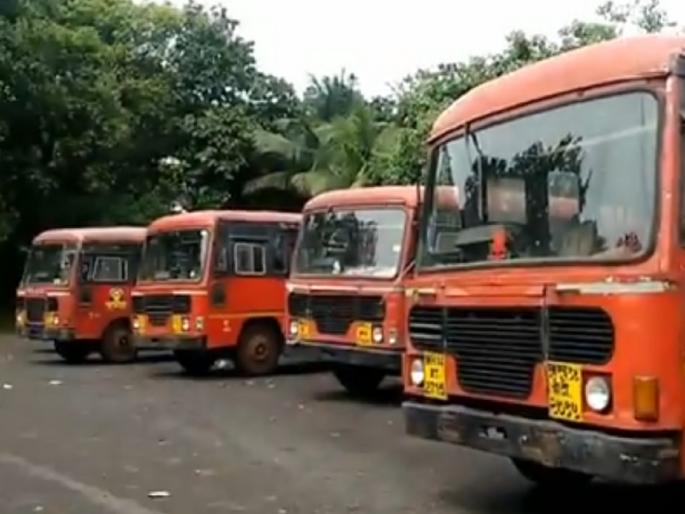 Those who came to their hometown for Ganeshotsav will leave for Mumbai for their return journey 221 additional trains planned from Ratnagiri division | कोकणवासीयांचा परतीचा प्रवास होणार निर्विघ्न, रत्नागिरी जिल्ह्यातून किती जादा गाड्यांचे आरक्षण..वाचा