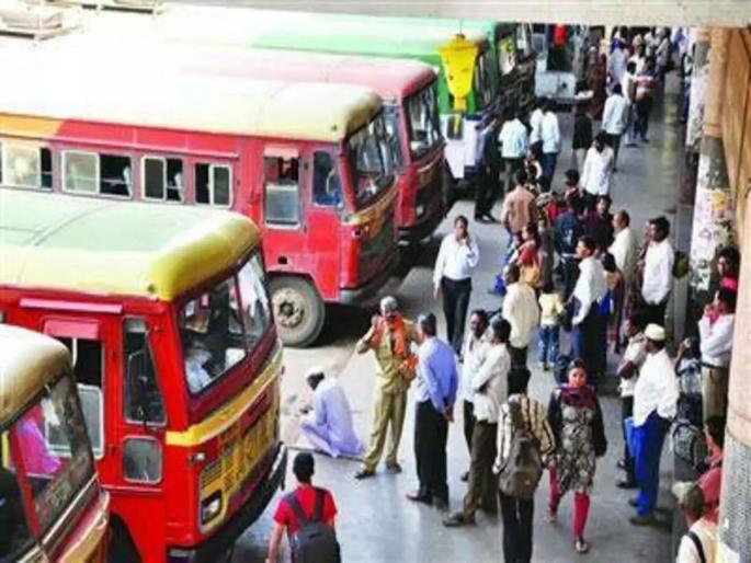 Inauguration of Safe Traffic Week in Yaval Agar | यावल आगारात सुरक्षित वाहतूक सप्ताहाचे उद्घाटन Inauguration of Safe Traffic Week in Yaval Agar | यावल आगारात सुरक्षित वाहतूक सप्ताहाचे उद्घाटन