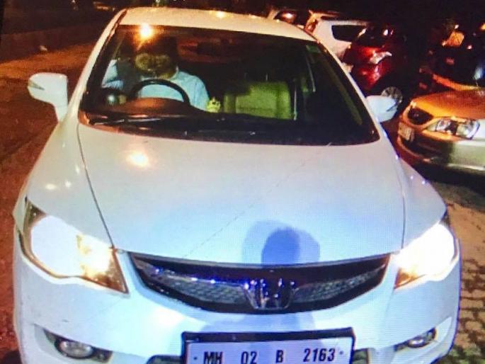 Two o'clock in the middle of the night, the 'Bel' of the woman's house was arrested | मध्यरात्री दोन वाजता 'त्या' महिलेच्या घराची बेल वाजवणा-याला अटक Two o'clock in the middle of the night, the 'Bel' of the woman's house was arrested | मध्यरात्री दोन वाजता 'त्या' महिलेच्या घराची बेल वाजवणा-याला अटक