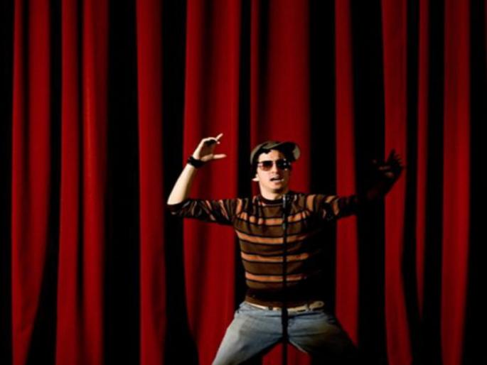 World Theater Day - Political satire swaps the stand up comedy ..! | जागतिक रंगभूमी दिन - राजकीय सटायरने स्टॅँडअप कॉमेडीला धूम..! World Theater Day - Political satire swaps the stand up comedy ..! | जागतिक रंगभूमी दिन - राजकीय सटायरने स्टॅँडअप कॉमेडीला धूम..!