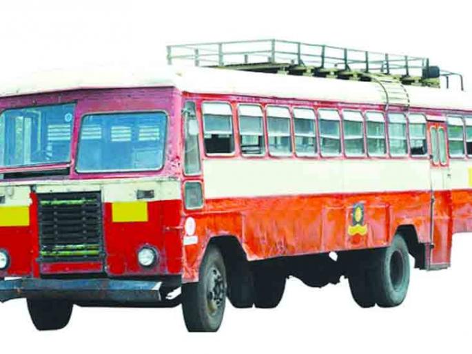 Coronavirus : ST in Economical trouble | Coronavirus : ५० टक्के प्रवासी भरण्याचे आदेश, एसटीचे चाक आणखी आर्थिक गर्तेत