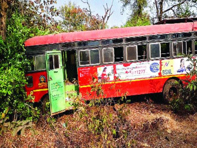 Accident at Nagololi | नागलोली येथे अपघात Accident at Nagololi | नागलोली येथे अपघात