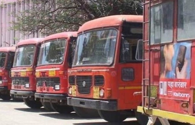 ST Corporation owes Rs 2,400 crore | कोरोना लॉकडाऊनमुळे एसटी महामंडळाची २४०० कोटींची देणी थकली ST Corporation owes Rs 2,400 crore | कोरोना लॉकडाऊनमुळे एसटी महामंडळाची २४०० कोटींची देणी थकली