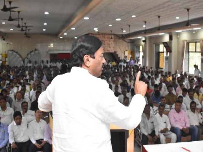 But the minister got the minister but only Geet did the same thing, says sunil tatkare | मंत्रीपद मिळाले मात्र गीते यांनी फक्त बनवाबनवी केली But the minister got the minister but only Geet did the same thing, says sunil tatkare | मंत्रीपद मिळाले मात्र गीते यांनी फक्त बनवाबनवी केली