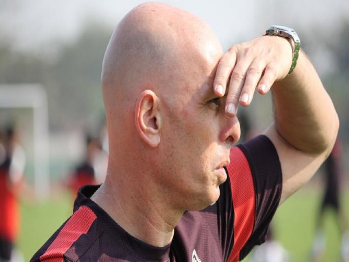 Football coach Constantine angry after not having more time for practice | सरावासाठी अधिक वेळ न मिळाल्याने फुटबॉल प्रशिक्षक कॉन्स्टेनटाईन नाराज Football coach Constantine angry after not having more time for practice | सरावासाठी अधिक वेळ न मिळाल्याने फुटबॉल प्रशिक्षक कॉन्स्टेनटाईन नाराज