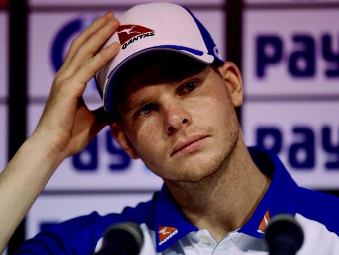 Steve Smith out of the team due to a big blow and shoulder injury | ऑस्ट्रेलियाला मोठा धक्का, खांद्याला दुखापत झाल्याने स्टीव्ह स्मिथ संघाबाहेर