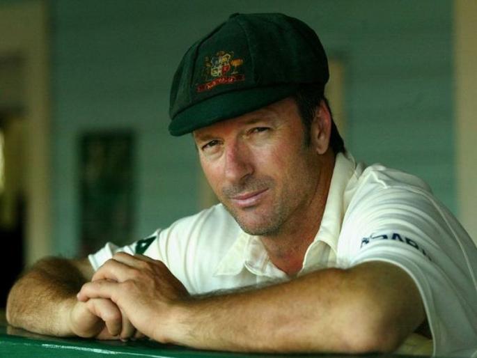 Steve Waugh is 'most selfish', criticized by Australian legend shane warne | स्टीव्ह वॉ 'सर्वात स्वार्थी', ऑस्ट्रेलियाच्या दिग्गज खेळाडूची टीका