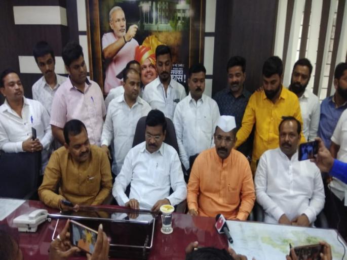 Santosh Londhe's application by the ruling BJP for the chair of the Standing Committee | पिंपरी महापालिकेच्या स्थायी समिती अध्यक्षपदासाठी भाजपातर्फे संतोष लोंढे यांचा अर्ज Santosh Londhe's application by the ruling BJP for the chair of the Standing Committee | पिंपरी महापालिकेच्या स्थायी समिती अध्यक्षपदासाठी भाजपातर्फे संतोष लोंढे यांचा अर्ज