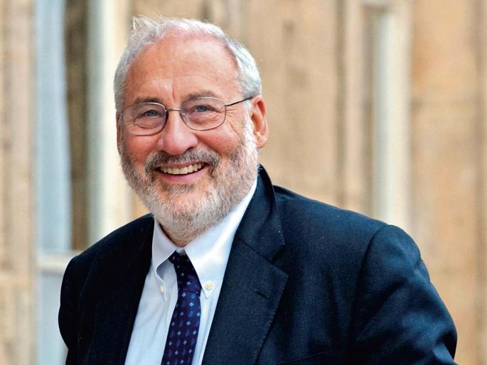 Globalization and its discontents- a good read | अर्थव्यवस्थेचा फुगा फुगतो कसा? Globalization and its discontents- a good read | अर्थव्यवस्थेचा फुगा फुगतो कसा?