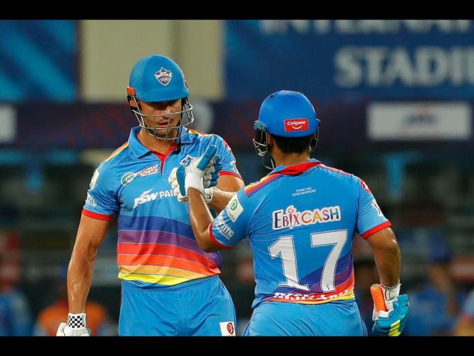 RCB vs DC Latest News : Delhi Capitals post 196/4 from their 20 overs, FIFTY for Marcus Stoinis   | RCB vs DC Latest News : युजवेंद्र, विराटनं दिलं जीवदान अन् मार्कस स्टॉयनिसनं उभा केला धावांचा डोंगर