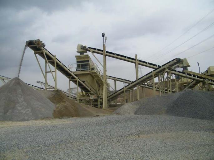 Stone crushers are also banned to prevent pollution | प्रदूषण रोखण्यासाठी ‘स्टोन क्रशर’वरही निर्बंध Stone crushers are also banned to prevent pollution | प्रदूषण रोखण्यासाठी ‘स्टोन क्रशर’वरही निर्बंध