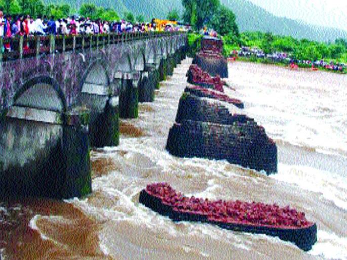 'That Nighttime' in ST History | एसटीच्या इतिहासातील ‘ती काळरात्र’ 'That Nighttime' in ST History | एसटीच्या इतिहासातील ‘ती काळरात्र’