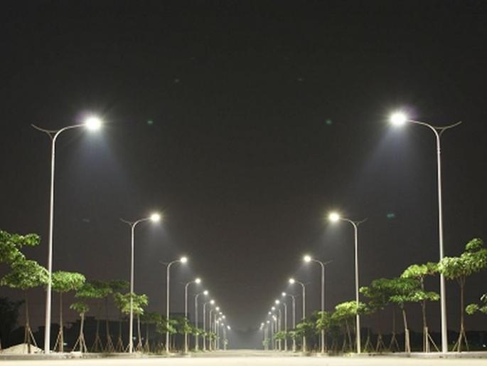 The mess of 'EESL'; 'LED' bulbs supply disrupted | ‘ईईएसएल’चा गोंधळ; ‘एलईडी’चा पुरवठा विस्कळीत