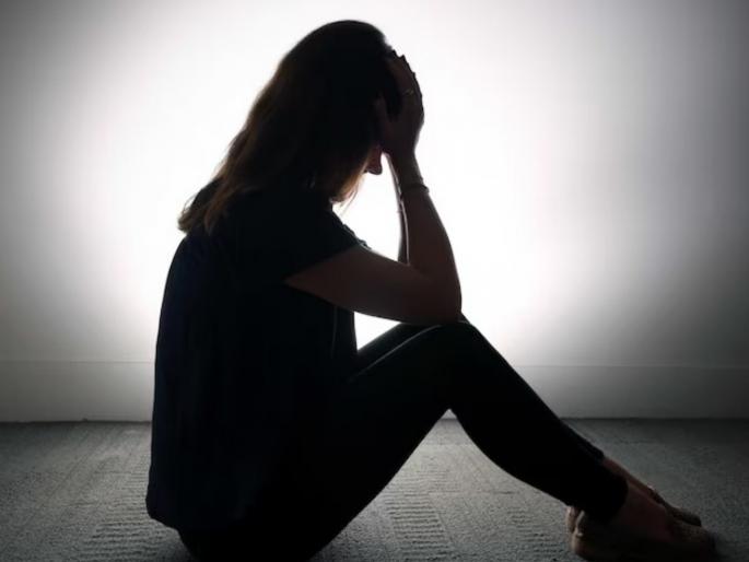 Outrageous incident in Pune! A girl who came to collect her school certificate was molested by a soldier | पुण्यातील संतापजनक घटना! शाळेत दाखला घ्यायला आलेल्या मुलीचा शिपायाकडून विनयभंग Outrageous incident in Pune! A girl who came to collect her school certificate was molested by a soldier | पुण्यातील संतापजनक घटना! शाळेत दाखला घ्यायला आलेल्या मुलीचा शिपायाकडून विनयभंग