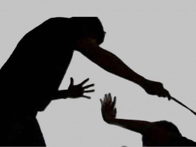 Shocking! Teacher beats student to death for not doing homework, bruises appear on body | होमवर्क न केल्याने शिक्षकाने विद्यार्थ्याला बेदम मारले, शरीरावरील वळ पाहून पालकांना धक्का Shocking! Teacher beats student to death for not doing homework, bruises appear on body | होमवर्क न केल्याने शिक्षकाने विद्यार्थ्याला बेदम मारले, शरीरावरील वळ पाहून पालकांना धक्का