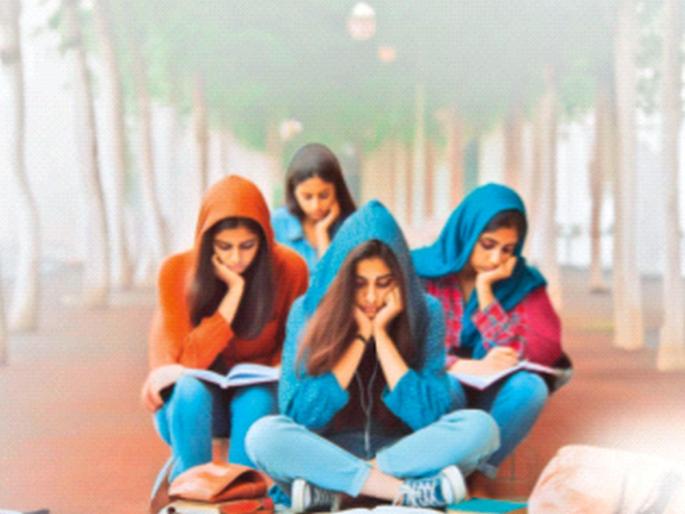 Education: Medical cutoff and increased tension at home | Education: मेडिकलचा कटऑफ आणि घराघरात टेन्शन वाढले Education: Medical cutoff and increased tension at home | Education: मेडिकलचा कटऑफ आणि घराघरात टेन्शन वाढले