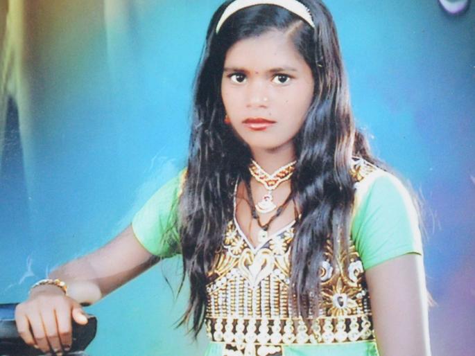 In Nagpur at Kalamna, the student was crushed by the speedy trailer | नागपूरच्या कळमना भागात विद्यार्थिनीला भरधाव ट्रेलरने चिरडले