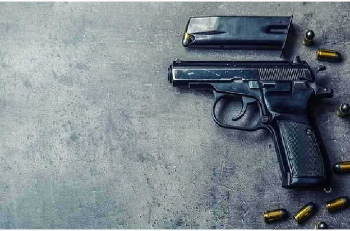 Coyote, revolver at the office | दप्तरात कोयता, रिव्हॉल्व्हर