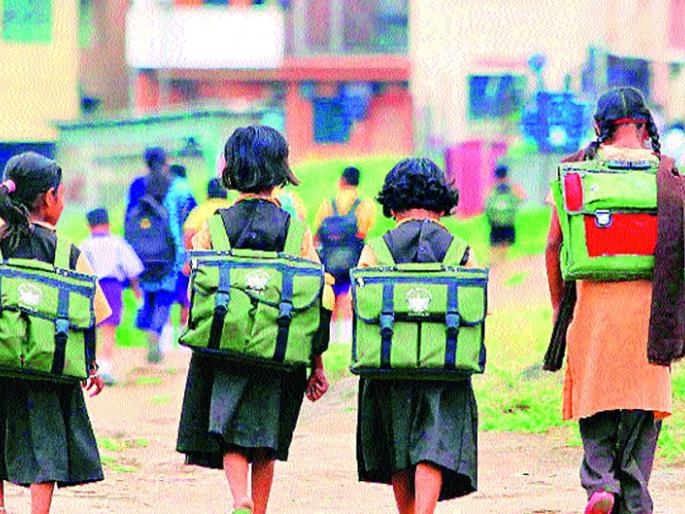 What comes out of the middle of the rapes of Marathi schools? | कशातून येतो मराठी शाळांच्या गळचेपीचा उद्दामपणा? What comes out of the middle of the rapes of Marathi schools? | कशातून येतो मराठी शाळांच्या गळचेपीचा उद्दामपणा?