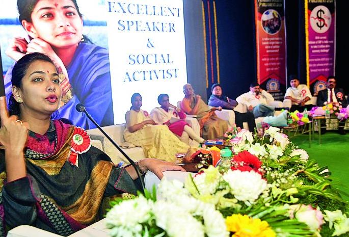 Right Thinking Attempts to Destroy Educational Environment: Sushmita Dev | शैक्षणिक वातावरण बिघडवण्याचा उजव्या विचारसरणीचा प्रयत्न : सुश्मिता देव Right Thinking Attempts to Destroy Educational Environment: Sushmita Dev | शैक्षणिक वातावरण बिघडवण्याचा उजव्या विचारसरणीचा प्रयत्न : सुश्मिता देव