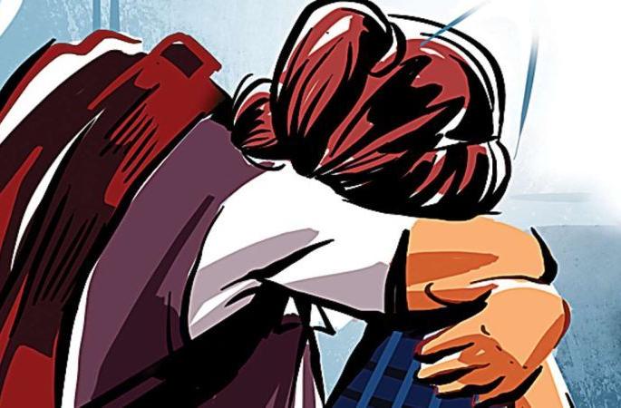 Rape on minor girl student in Nagpur | नागपुरात अल्पवयीन विद्यार्थिनीवर अत्याचार