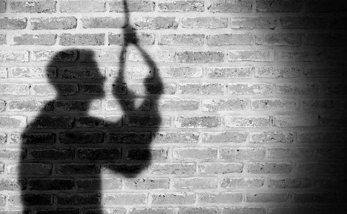 The student hanged himself, writing 'See you again' | 'पुन्हा भेटत राहू' असे लिहून विद्यार्थ्याने लावला गळफास The student hanged himself, writing 'See you again' | 'पुन्हा भेटत राहू' असे लिहून विद्यार्थ्याने लावला गळफास