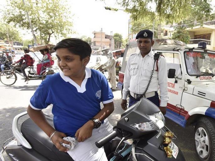 Provision of a driving license for children under 18 is expired; But no vehicles in the market | कालबाह्य...18 वर्षांखालील मुलांना वाहन परवान्याची तरतूद; पण बाजारात वाहनेच नाहीत Provision of a driving license for children under 18 is expired; But no vehicles in the market | कालबाह्य...18 वर्षांखालील मुलांना वाहन परवान्याची तरतूद; पण बाजारात वाहनेच नाहीत