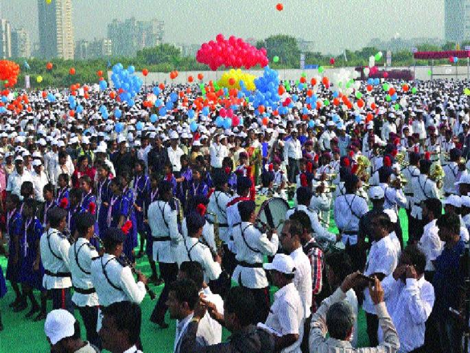 Record record for the record in the Limca Book of Municipal Corporation, Wakathon | पालिकेच्या वॉकेथॉनला विक्रमी प्रतिसाद, गर्दीच्या विक्रमाची लिम्का बुकमध्ये नोंद