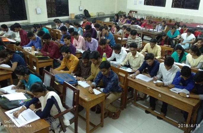 The Vigilance Committee alerts for the examination of two lakh students except 10th-XII in Thane district. | ठाणे जिल्ह्यातील दहावी-बारावीच्या सव्वा दोन लाख विद्यार्थ्यांच्या परीक्षेसाठी दक्षता समिती सतर्क The Vigilance Committee alerts for the examination of two lakh students except 10th-XII in Thane district. | ठाणे जिल्ह्यातील दहावी-बारावीच्या सव्वा दोन लाख विद्यार्थ्यांच्या परीक्षेसाठी दक्षता समिती सतर्क