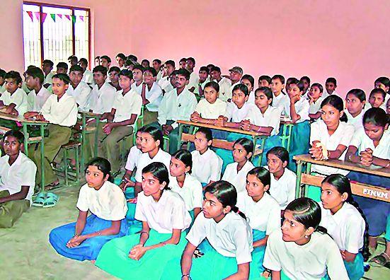 Kolhapur: Radha Nagar taluka in the state of 'scholarships' | कोल्हापूर : शिष्यवृत्ती परीक्षेत राधानगरी तालुका राज्यात 'लय भारी '