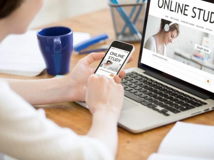 Statewide response to the ‘Study from Home’ initiative in Akola | अकोल्यातील ‘स्टडी फ्रॉम होम’ उपक्रमास राज्यभरातून प्रतिसाद Statewide response to the ‘Study from Home’ initiative in Akola | अकोल्यातील ‘स्टडी फ्रॉम होम’ उपक्रमास राज्यभरातून प्रतिसाद