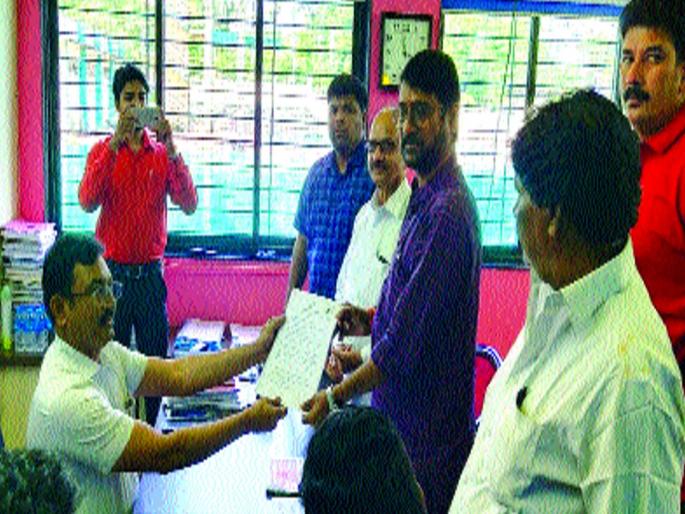 maharashtra Vidhan sabha 2019: Subhash Bhoir file nomination from Kalyan rural | Vidhan sabha 2019 : सुभाष भोईर यांचा कल्याण ग्रामीणमध्ये अर्ज दाखल maharashtra Vidhan sabha 2019: Subhash Bhoir file nomination from Kalyan rural | Vidhan sabha 2019 : सुभाष भोईर यांचा कल्याण ग्रामीणमध्ये अर्ज दाखल