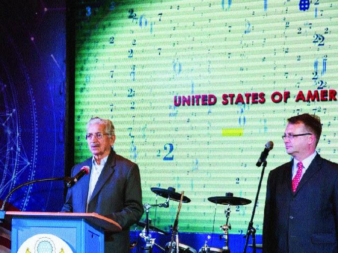 Indo-US relations strengthened because of mutual intimacy | परस्पर आत्मीयतेमुळेच भारत-अमेरिका संबंध दृढ Indo-US relations strengthened because of mutual intimacy | परस्पर आत्मीयतेमुळेच भारत-अमेरिका संबंध दृढ